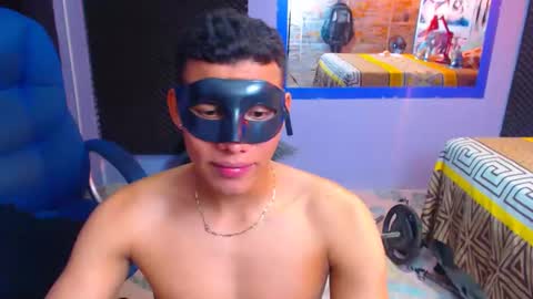 MorenoFullHot online show from December 5, 2024, 8:44 pm