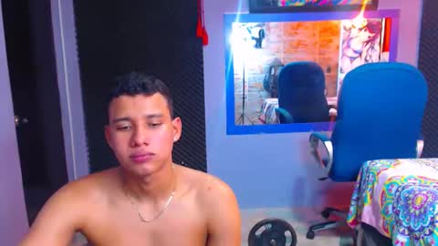 MorenoFullHot online show from December 7, 2024, 4:36 pm