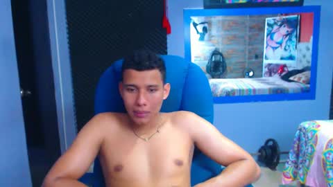 MorenoFullHot online show from December 13, 2024, 1:22 pm