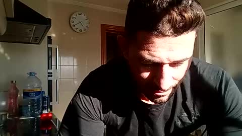 morfeo6 online show from November 26, 2025, 9:21 am