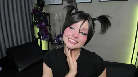 Snapshot of morgan_hill_ chatting on October 18, 2025, 11:55 am Morgan online show from October 18, 2025, 11:55 am