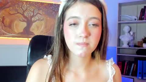 Snapshot of morgana_ray chatting on July 28, 2026, 10:42 pm Lil Morgana online show from July 28, 2026, 10:42 pm