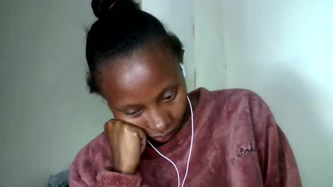 morgane_69 online show from June 9, 2026, 12:11 am