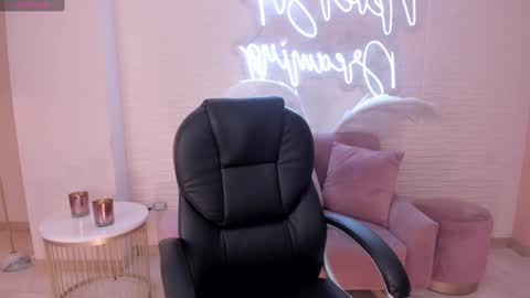 Morgan Hicks online show from January 17, 2025, 7:05 pm