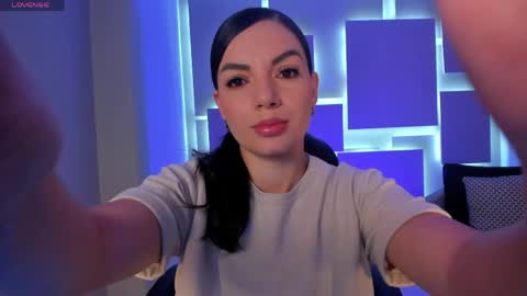 Morgan Hicks online show from April 15, 2026, 11:50 am