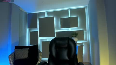 Morgan Hicks online show from May 25, 2026, 11:16 am