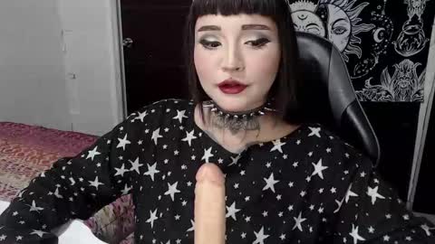 Morgan Moon online show from January 5, 2026, 7:50 pm