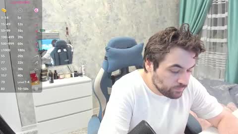 Morl online show from February 21, 2025, 6:48 pm