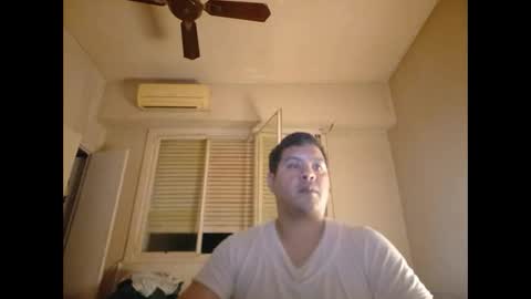 Snapshot of morocho777 chatting on November 25, 2025, 4:45 am Bruno online show from November 25, 2025, 4:45 am