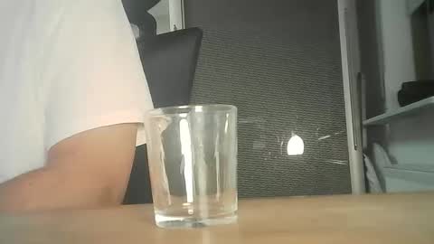 Snapshot of morris_01 chatting on March 6, 2025, 10:15 pm Morris online show from March 6, 2025, 10:15 pm