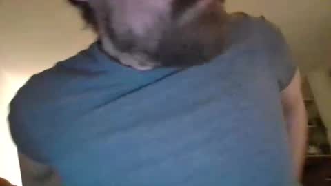 Snapshot of morritz chatting on April 5, 2026, 11:24 pm morritz online show from April 5, 2026, 11:24 pm