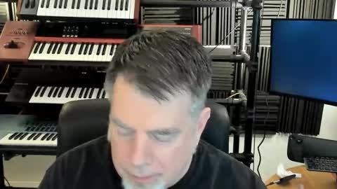 mostly_unbothered online show from November 11, 2025, 9:42 am