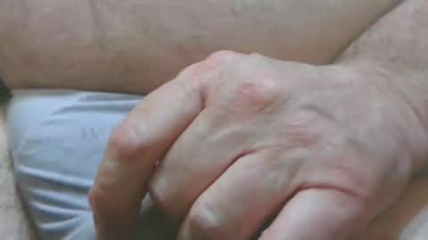 Snapshot of moth12 chatting on March 4, 2025, 4:52 pm moth12 online show from March 4, 2025, 4:52 pm