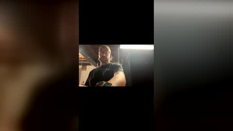 Snapshot of motherfukkerr chatting on December 1, 2025, 1:49 pm motherfukkerr online show from December 1, 2025, 1:49 pm