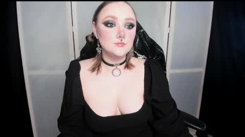 Snapshot of motorkate chatting on May 4, 2026, 5:03 am motorkate online show from May 4, 2026, 5:03 am