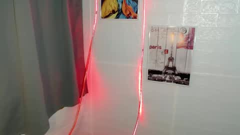 mouiline_rouge69 online show from February 16, 2025, 2:20 am