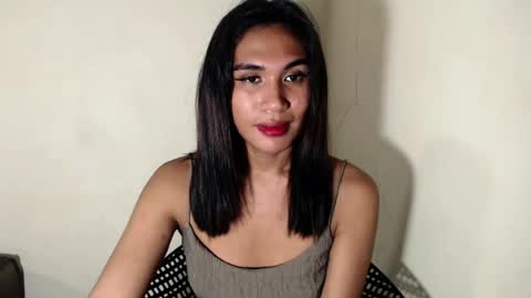 mouiline_rouge69 online show from July 20, 2026, 12:18 pm