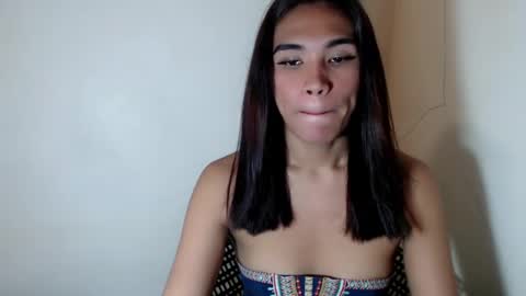 mouiline_rouge69 online show from July 29, 2026, 10:46 am