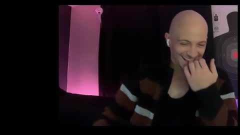 Snapshot of mount_vesuvius chatting on March 17, 2026, 4:28 am mount_vesuvius online show from March 17, 2026, 4:28 am