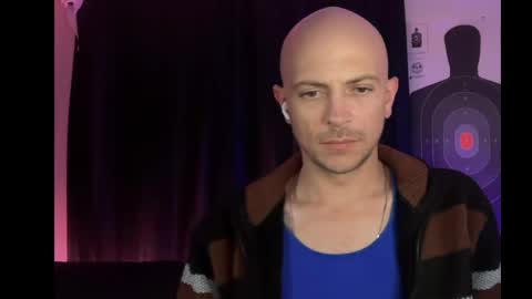 Snapshot of mount_vesuvius chatting on April 3, 2026, 6:33 am mount_vesuvius online show from April 3, 2026, 6:33 am