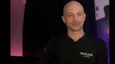 Snapshot of mount_vesuvius chatting on April 12, 2026, 1:05 pm mount_vesuvius online show from April 12, 2026, 1:05 pm