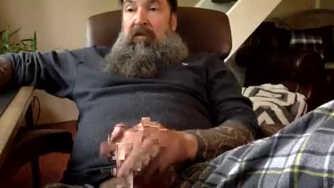 Snapshot of mountainman69696 chatting on May 9, 2026, 6:35 pm mountainman69696 online show from May 9, 2026, 6:35 pm