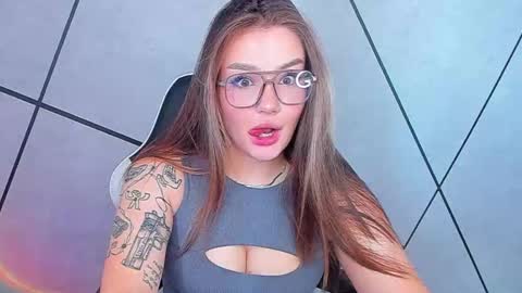 Carolina online show from October 19, 2025, 8:04 am