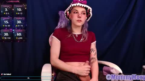 Moxy online show from February 16, 2025, 6:43 pm