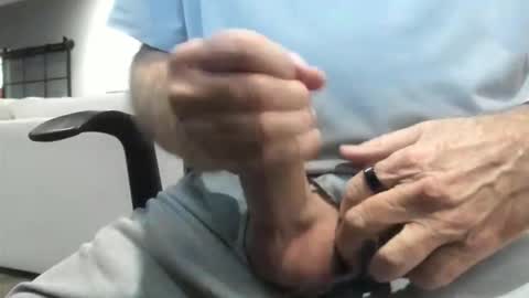 Daddy online show from February 16, 2026, 10:28 pm