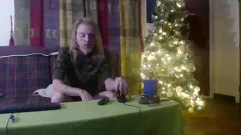 mr_happy12 online show from December 26, 2024, 4:21 am