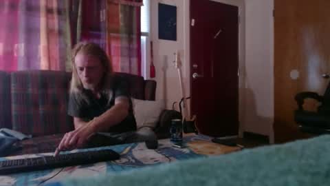 mr_happy12 online show from September 8, 2025, 10:53 pm