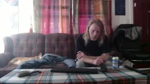 mr_happy12 online show from October 1, 2025, 9:32 pm