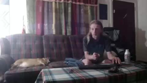 mr_happy12 online show from October 3, 2025, 6:10 am