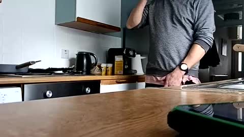 Snapshot of mr_i_ chatting on February 1, 2025, 10:05 am mr_i_ online show from February 1, 2025, 10:05 am