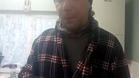 mr_i_ online show from December 18, 2025, 10:10 am