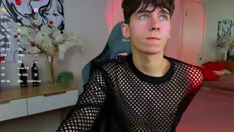 Snapshot of mr_lucky_guy chatting on January 30, 2025, 9:36 pm Kris online show from January 30, 2025, 9:36 pm