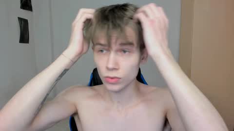 Makentoshi online show from March 3, 2025, 2:47 am