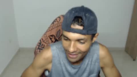 Max online show from November 8, 2025, 12:49 pm