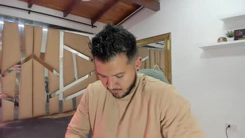 MIKEE online show from February 14, 2025, 3:00 am