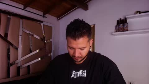 MIKEE online show from October 1, 2025, 3:12 am