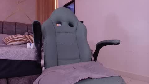 MIKEE online show from March 28, 2026, 4:12 am