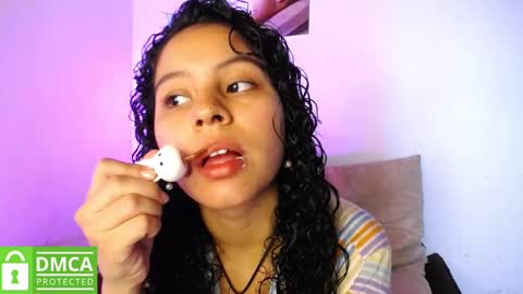 Mr  Mrs Curie online show from February 7, 2025, 9:48 pm