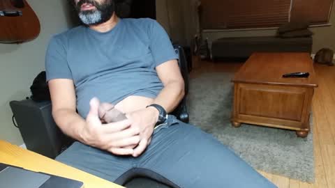 Snapshot of mr_rabbit77 chatting on December 14, 2024, 6:35 am Rabbit online show from December 14, 2024, 6:35 am