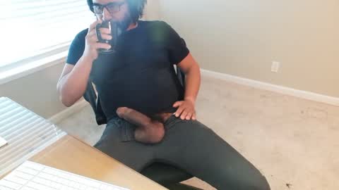 Snapshot of mr_rabbit77 chatting on February 22, 2025, 11:46 pm Rabbit online show from February 22, 2025, 11:46 pm