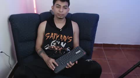Alpha LATINO online show from April 15, 2026, 4:30 am