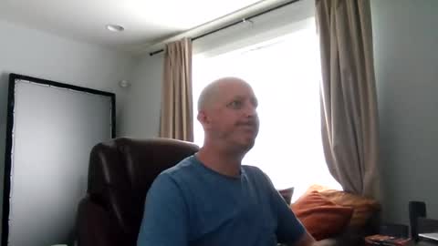 MrMcCray online show from June 26, 2026, 6:12 pm