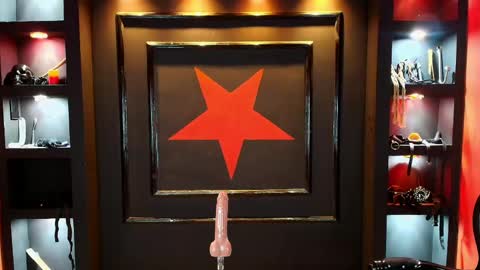 mranii_queen_bdsm_ online show from June 7, 2026, 3:32 am