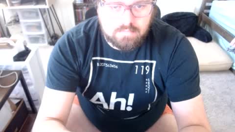 Snapshot of mrbigbear66 chatting on June 18, 2026, 2:43 pm mrbigbear66 online show from June 18, 2026, 2:43 pm