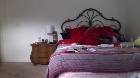 Snapshot of mrbigdthomas chatting on October 3, 2025, 12:24 pm MrBigDThomas online show from October 3, 2025, 12:24 pm