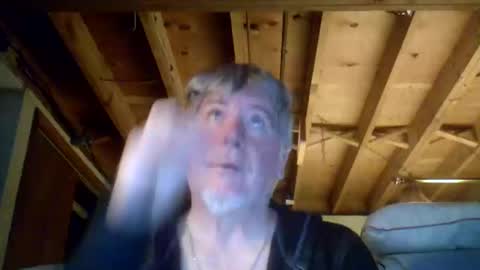 Snapshot of mrblade666 chatting on April 19, 2026, 11:20 am mrblade666 online show from April 19, 2026, 11:20 am